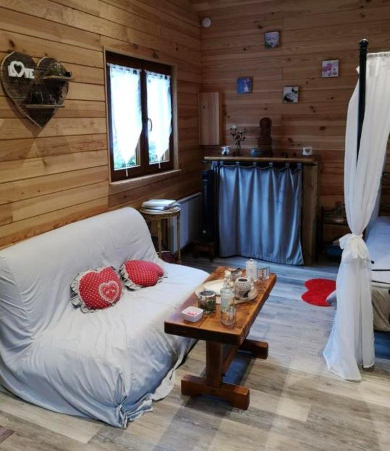 Chalet Chaleureux A Louatre Avec Piscine Partagee Exterior foto